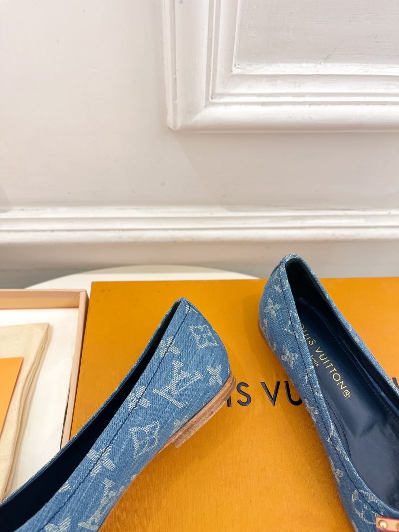 Louis Vuitton Flat Shoes